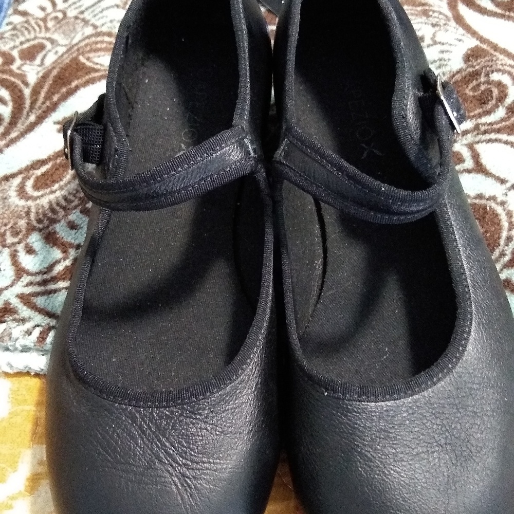 Capezio tap shoes
